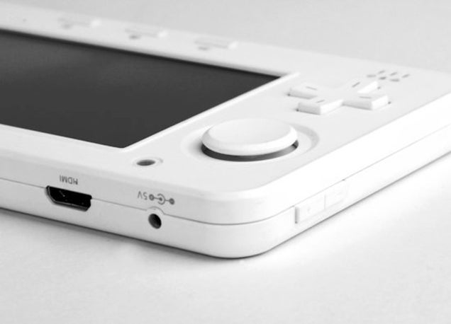 China's 3DS XL Challenger Looks Like a Wii U Controller