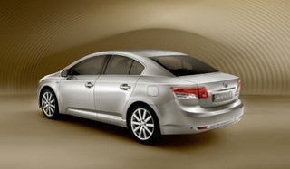 Toyota To Reveal New Avensis, Production iQ And AWD Urban Cruiser At Paris Motor Show