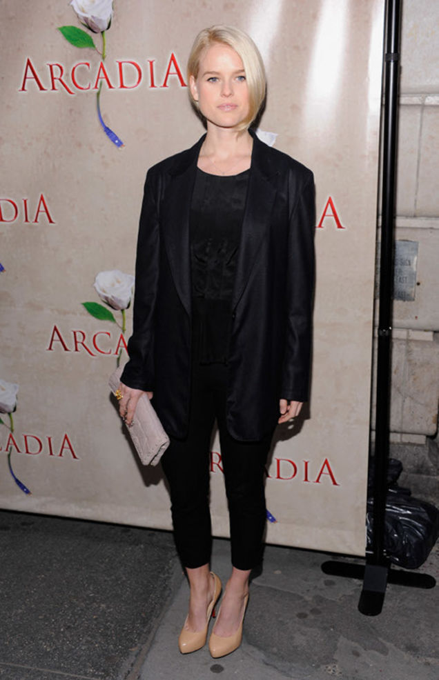 Legitimate Style At Legitimate Theatre