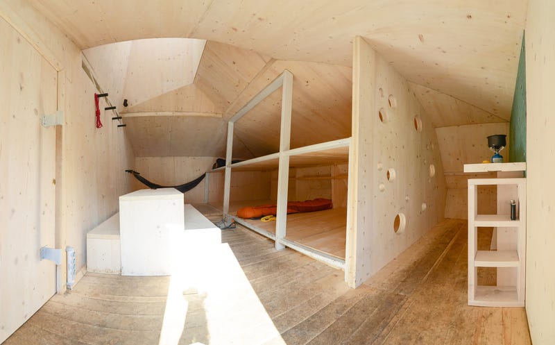 This Mountain Refuge Is a Lighthouse at 7,000 Feet