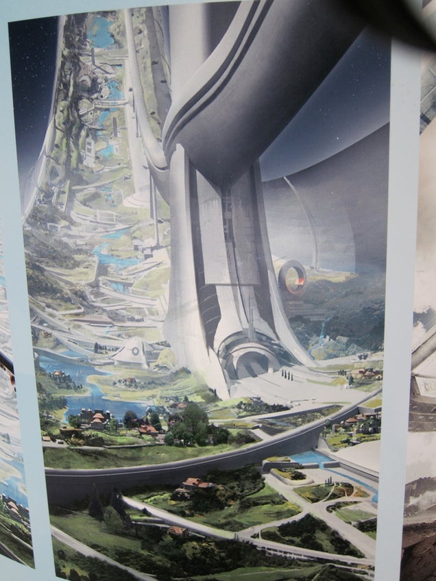 New Elysium concept art shows off Matt Damon's perfect space station