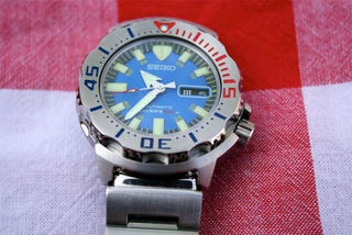 Seiko SKZ213K1 Monster: Big, Blue, Beautiful