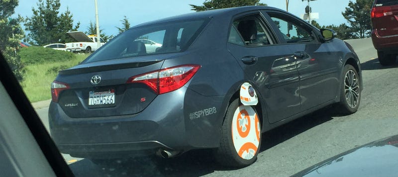 This Person and Their BB-8 Car Just Won Star Wars Fandom 