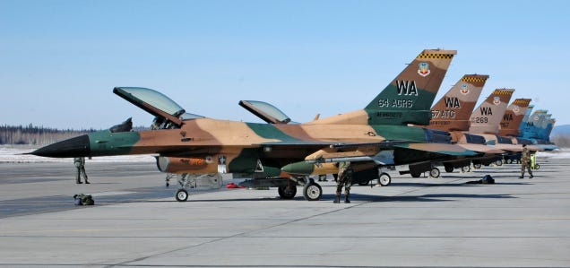 How To Win In A Dogfight: Stories From A Pilot Who Flew F-16s And MiGs