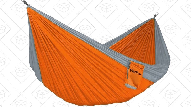 Today's Best Deals: Smart Pressure Cooker, Unlocked Moto X, $17 Hammock
