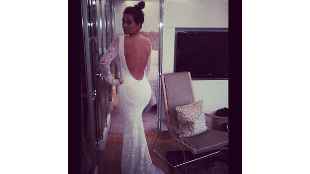 Leann Rimes Turns 30, Checks into Clinic