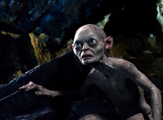 New images from Cloud Atlas and The Hobbit show off dwarves and androids!