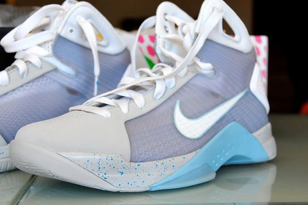 nike hyperdunk back to the future