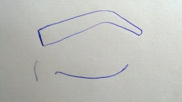 How To Pluck Your Eyebrows