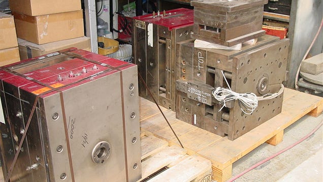 The Machines That Literally Made Atari's Last Console