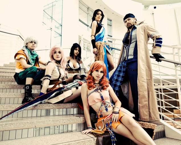 Cosplaying Korra Almost Looks Impressed by Heavenly Sword, Skyrim & Final Fantasy Outfits