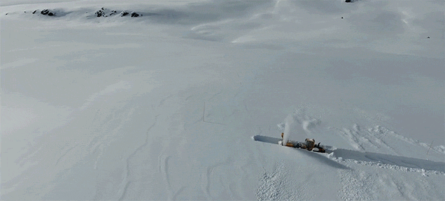 Here's How Giant Machines Clear Roads Through Ridiculously Deep Snow