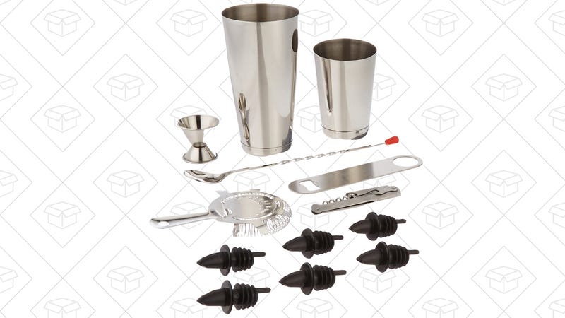 Saturday's Best Deals: Biscuits, DJI Phantom Bundle, Charging Cables, Knives