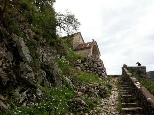 I Climbed The Real-Life Version Of Skyrim's 7,000 Steps