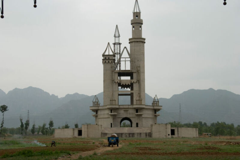 Scenes from a weird abandoned amusement park outside Beijing