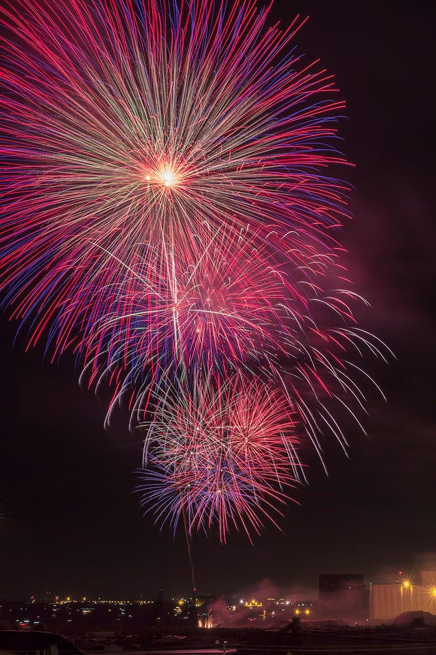 75 Explosive Photos of Fireworks