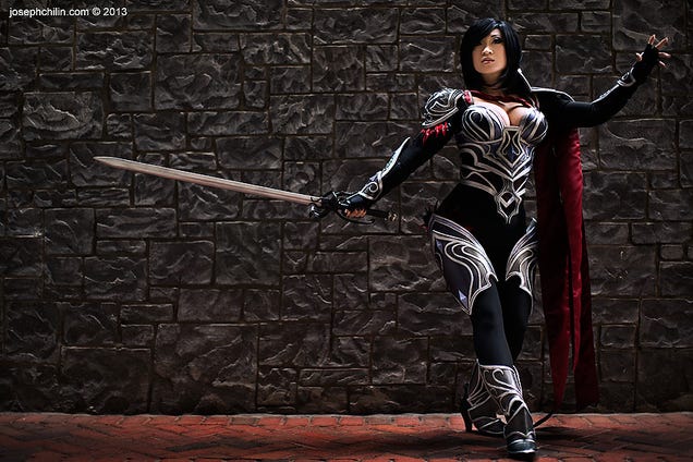 This Is Not A Borderlands 2 Screenshot. It Is, Somehow, Cosplay.
