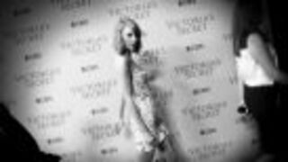 Taylor Swift Makes No Apologies for "Welcome to New York"