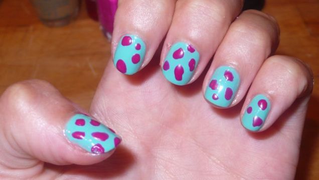 How To Paint Your Nails With A Charming Leopard Print
