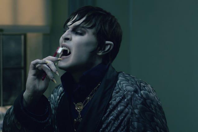 28 stills from Dark Shadows prove Tim Burton has not yet tired of pancake makeup