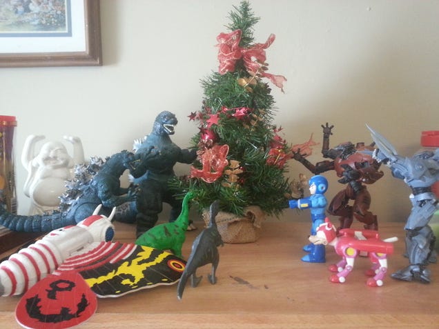 Behold my nerdy Christmas tree!