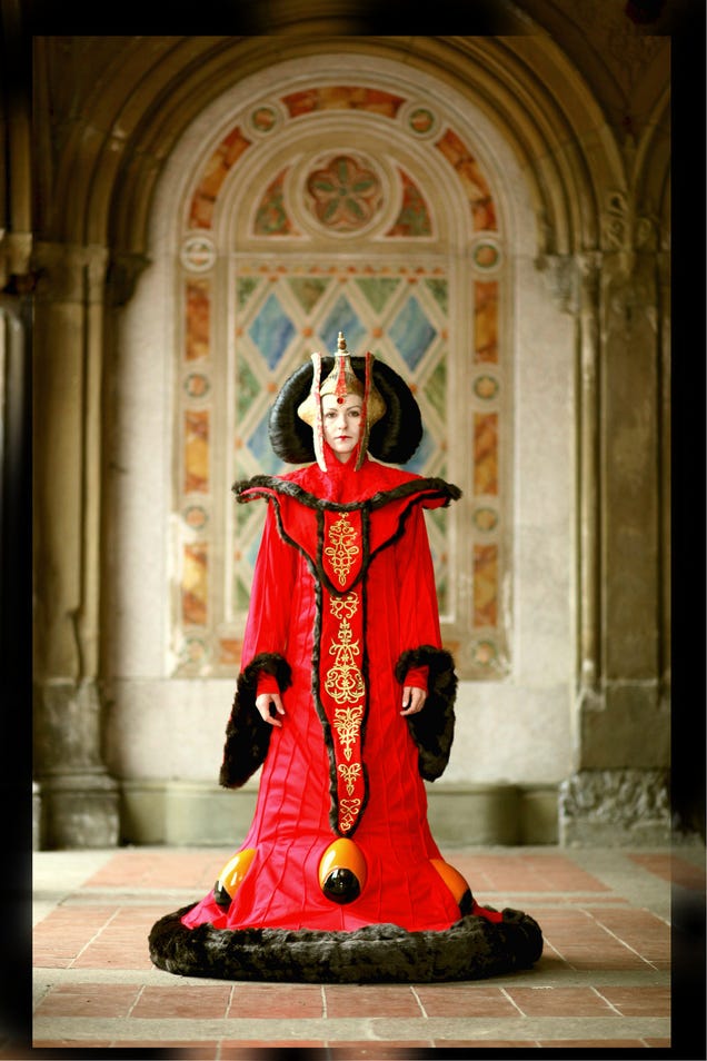 An Almost Perfect Week Of Video Game Cosplay