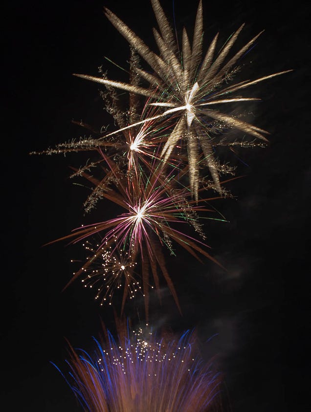 75 Explosive Photos of Fireworks