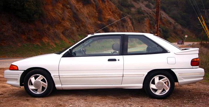 For $3,000, This 1991 Ford Escort GT Says Take Me Out