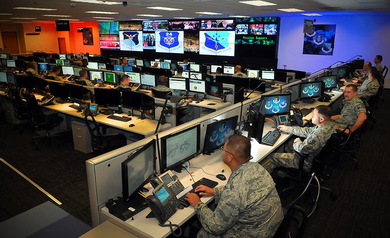 The Pentagon Is Unleashing Mass Cyberwarfare Strikes On ISIS