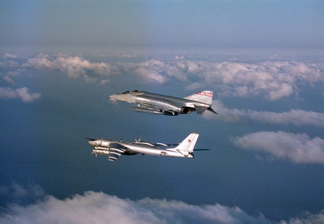 27 high tension photos of NATO jets intercepting Russian warplanes