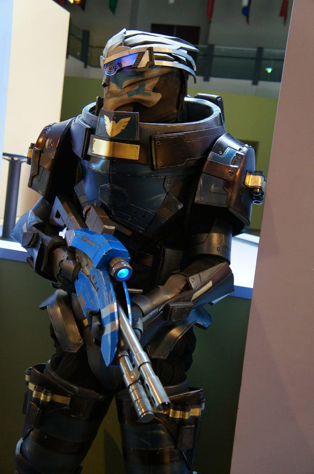 Insane Garrus Cosplay Will Calibrate Your Eyeballs