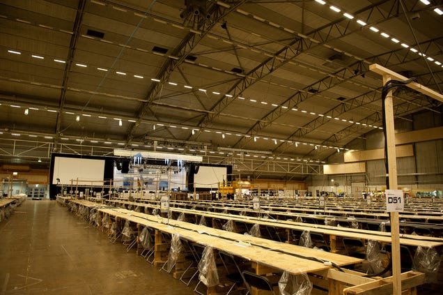 How The World's Biggest LAN Party Is Built