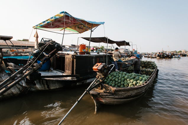 I'm Riding A $450 Motorcycle Across Vietnam