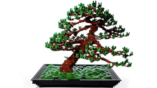 This Bonsai Tree Made Entirely of LEGO Makes Me Wish I Had LEGO Scissors