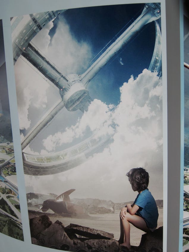 New Elysium concept art shows off Matt Damon's perfect space station
