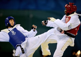 Golden Girls: Hwang Kyungseon, Gwladys Patience Epangue