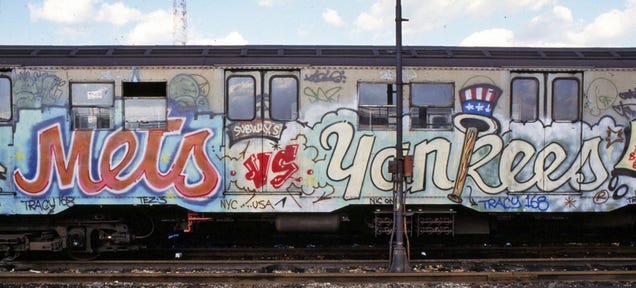 37 Rare and Beautiful Images of the NYC Subway in the 1980s
