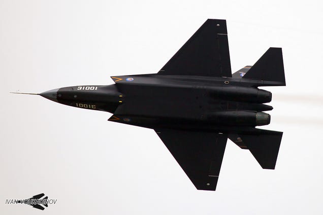 Amazing Photos Of China's Newest Stealth Jet Show Growing Air Might