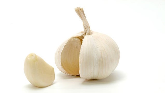 "Garlic Smell" Tours Your Whole Body Before Getting to Your Mouth