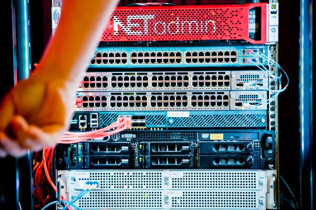 How The World's Biggest LAN Party Is Built