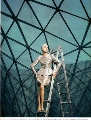 Model Agyness Deyn Works Her "Magic" For Neiman Marcus