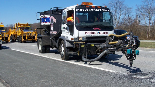 This Utility Truck Can Exterminate a Pothole Every 120 Seconds