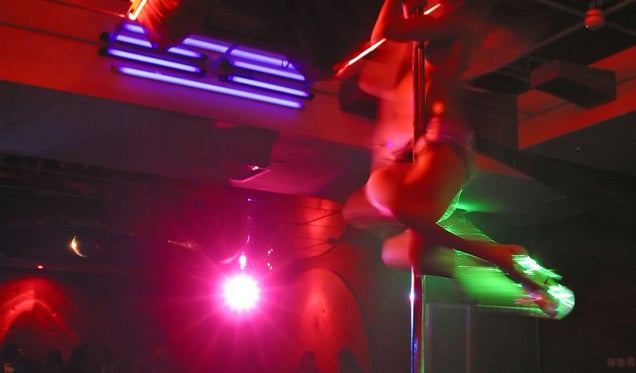Strippers Sue San Diego Cops After &#39;Demeaning&#39; Club Inspection