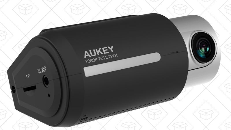Today's Best Deals: Free Channels, Pyrex Dishes, Bluetooth Headphones, and More