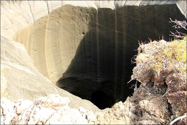 Nuevas fotos y video del interior del misterioso cráter de Siberia