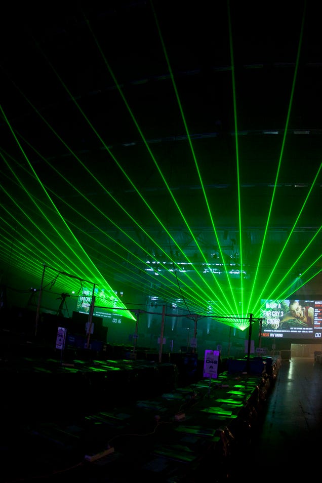 How The World's Biggest LAN Party Is Built