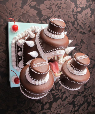 If H.R. Giger were a pastry chef, his cakes might look something like this