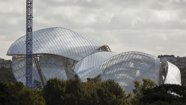El último y extravagante edificio de Frank Gehry toma forma en París Zpctyr2vp4sla6fmtiju