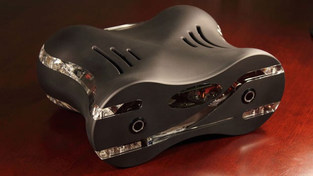 This Curvy Beauty Sprang From a Solid Chunk of Aluminium
