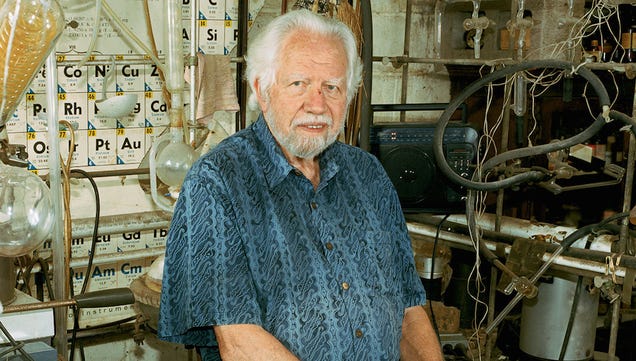 Listen up, hippies of the right: Sasha Shulgin, "Godfather of Ecstasy," Dead at 88 Aa5yl7leeysbgtmicypq
